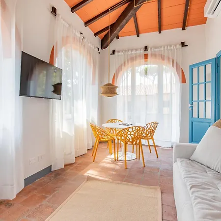 Exclusive With Garden And Parking, Deluxe In Ferienhaus